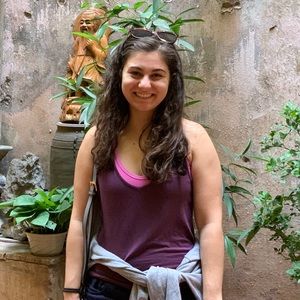 Meet your Posher, Elizabeth